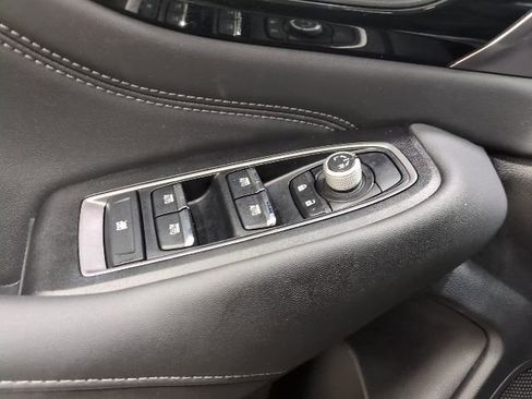Used 2021 Subaru Outback Limited image 16