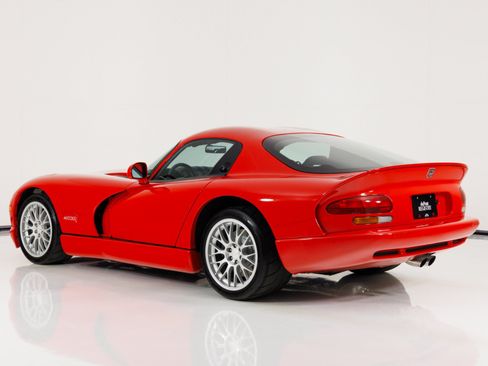 Used 1999 Dodge Viper GTS RWD image 5