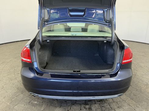 Used 2014 Volkswagen Passat 2.5 SE FWD image 7