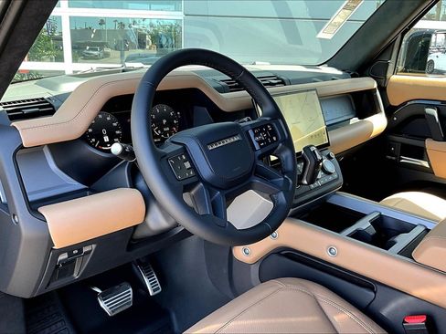 New 2026 Land Rover Defender 110 V8 AWD/4WD image 6