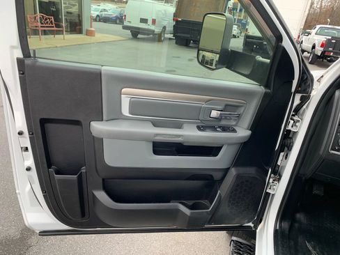 Used 2017 RAM 4500 Tradesman w/ Power & Remote Entry Group AWD/4WD image 9