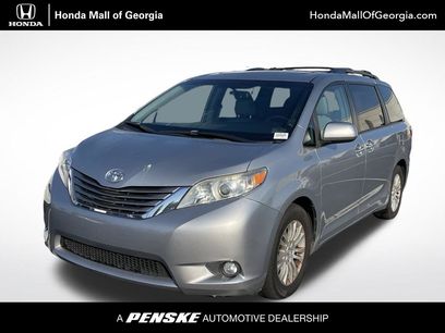Used 2016 Toyota Sienna XLE w/ XLE Navigation Package
