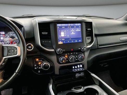 Used 2023 RAM 1500 Big Horn AWD/4WD image 10
