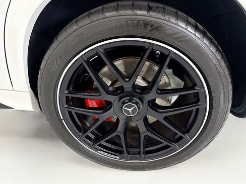 Used 2024 Mercedes-Benz GLE 63 AMG S image 30