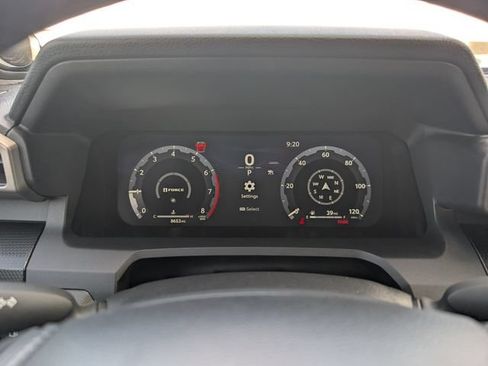Used 2025 Toyota 4Runner Limited w/ Tow Technology Package AWD/4WD image 15
