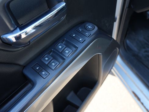 Used 2018 Chevrolet Silverado 1500 LT w/ All Star Edition image 16