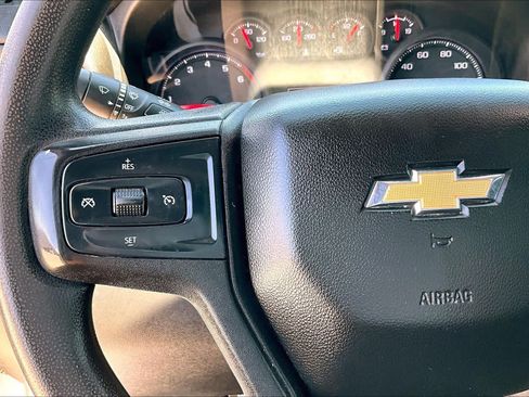 Used 2021 Chevrolet Silverado 2500 Custom w/ Custom Value Package AWD/4WD image 23