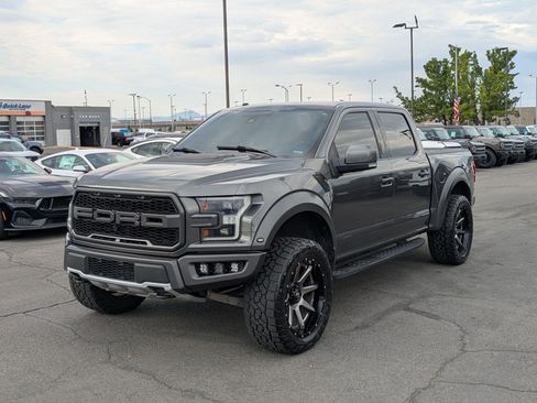 Used 2018 Ford F150 Raptor w/ Equipment Group 802A Luxury AWD/4WD image 10