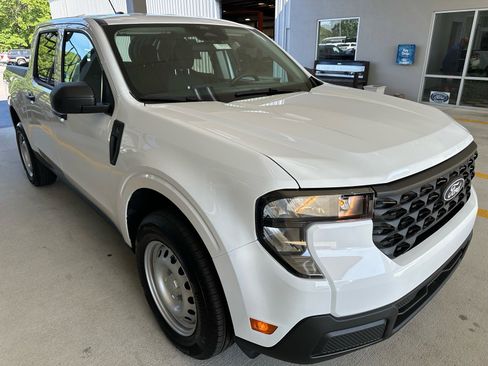 New 2026 Ford Maverick XL FWD image 8