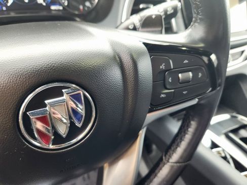 Used 2024 Buick Enclave Premium image 25