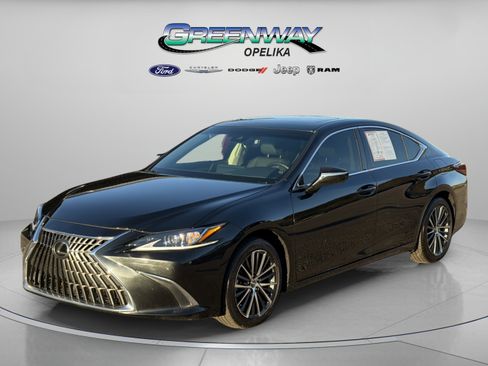 Used 2024 Lexus ES 350 w/ Premium Package FWD image 3