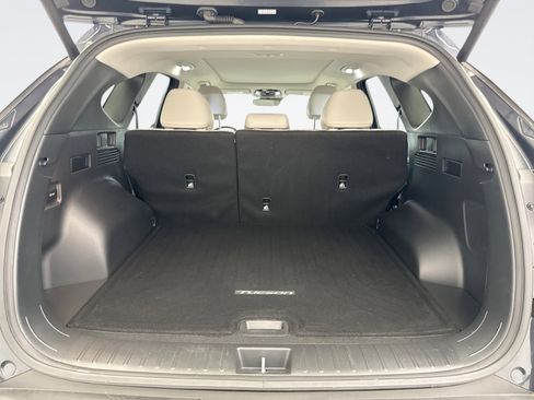 Used 2024 Hyundai Tucson Limited image 19