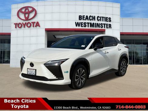 Used 2025 Lexus RZ 300e FWD image 6