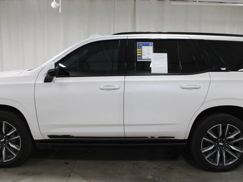 Used 2021 Cadillac Escalade Sport Platinum RWD image 6