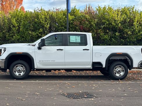 Used 2024 GMC Sierra 2500 Pro image 7