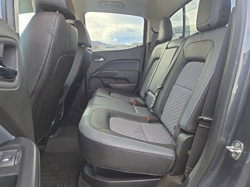 Used 2017 Chevrolet Colorado Z71 image 31