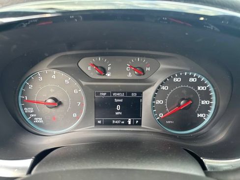 Used 2023 Chevrolet Traverse LS AWD/4WD image 14