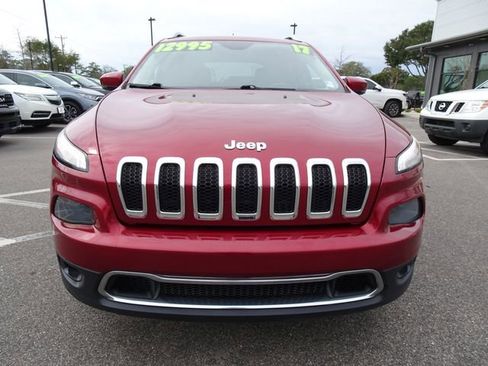 Used 2017 Jeep Cherokee Limited w/ Trailer Tow Group image 9