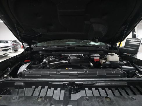 Used 2023 GMC Sierra 3500 Denali AWD/4WD image 3