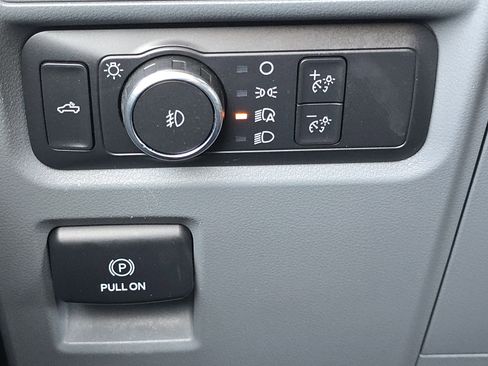 Used 2021 Ford F150 XL w/ Equipment Group 101A High image 11