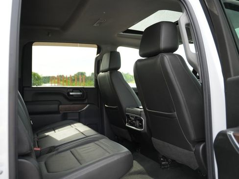 Used 2021 GMC Sierra 3500 Denali w/ Denali Ultimate Package AWD/4WD image 38
