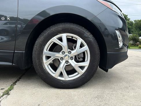 Used 2020 Chevrolet Equinox LT FWD image 24