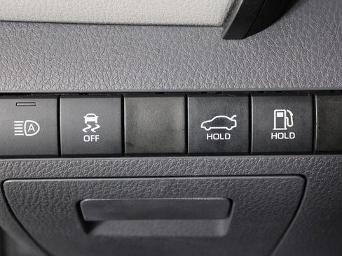 Used 2023 Toyota Camry SE FWD image 23