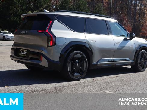 Used 2024 Kia EV9 GT-Line image 5