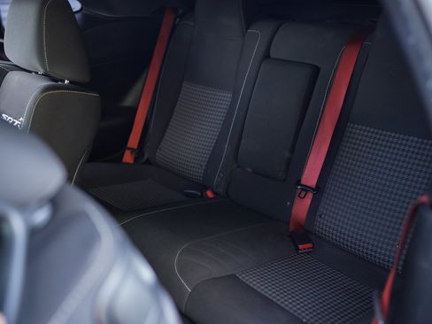 Used 2019 Dodge Challenger SRT Hellcat Redeye image 23