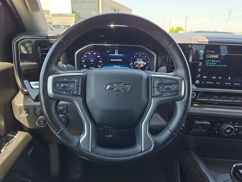 Used 2024 Chevrolet Silverado 1500 LT Trail Boss w/ Convenience Package II AWD/4WD image 20