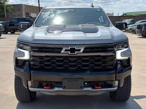 Used 2024 Chevrolet Silverado 1500 ZR2 w/ Technology Package AWD/4WD image 2