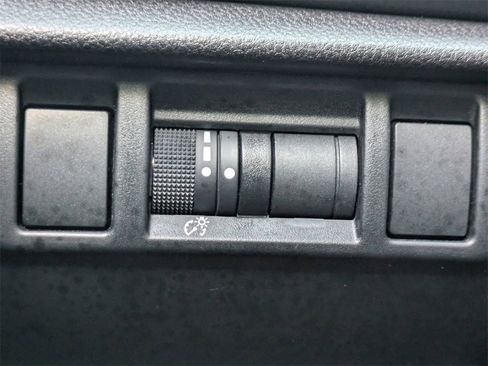 Certified 2025 Subaru Crosstrek 2.5i Limited w/ Popular Package #3A image 29