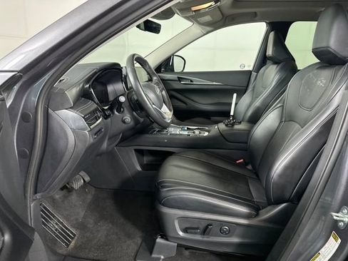 Used 2023 INFINITI QX60 Luxe image 11