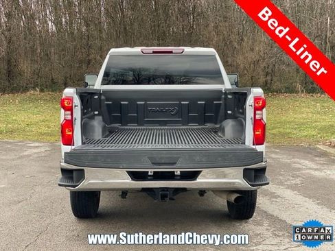 Used 2025 Chevrolet Silverado 2500 LT w/ Convenience Package AWD/4WD image 17