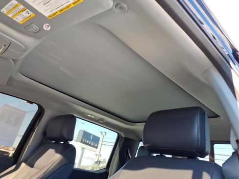 Used 2023 Ford F250 Lariat w/ Sport Appearance Package image 16