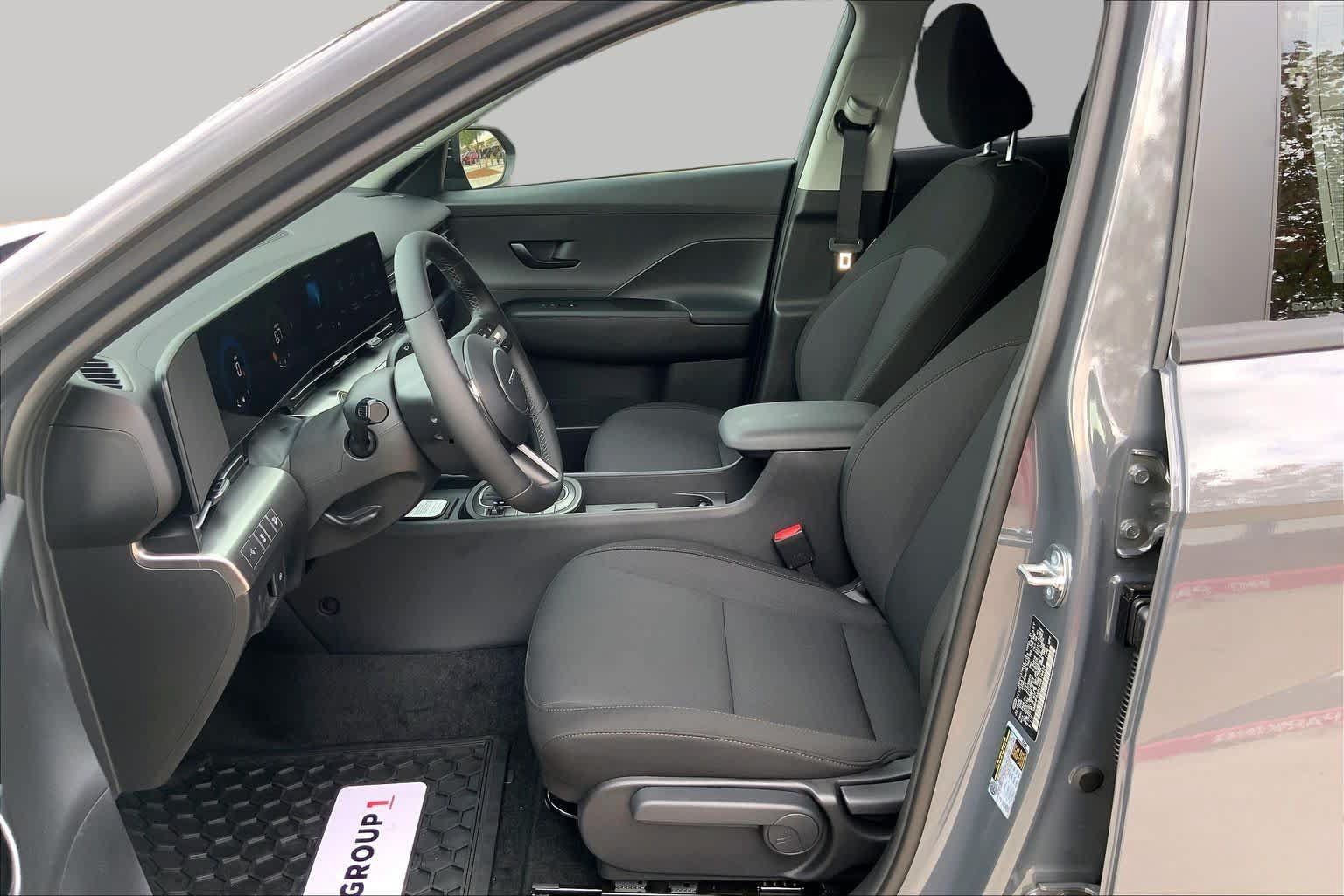 New 2027 Hyundai Kona SEL Sport FWD image 7