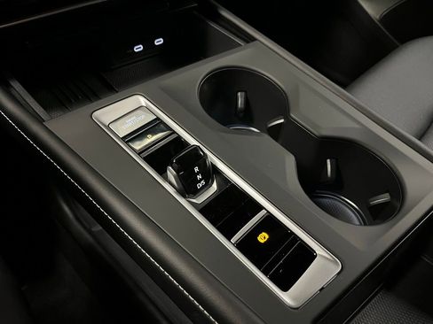 New 2026 Volkswagen Atlas Cross Sport SE image 13