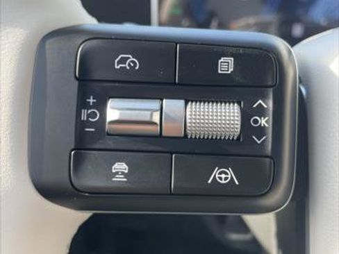 New 2025 Hyundai Santa Fe SEL image 19