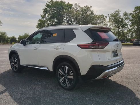 Certified 2023 Nissan Rogue Platinum w/ Platinum Premium Package FWD image 6