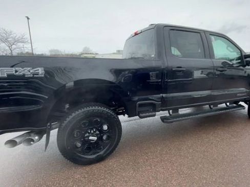 New 2026 Ford F250 XLT w/ XLT Premium Package AWD/4WD image 2
