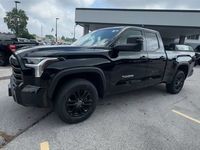 Used 2023 Toyota Tundra SR5 w/ SR5 Convenience Package