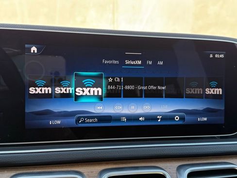 Used 2025 Mercedes-Benz GLE 450 4MATIC image 24