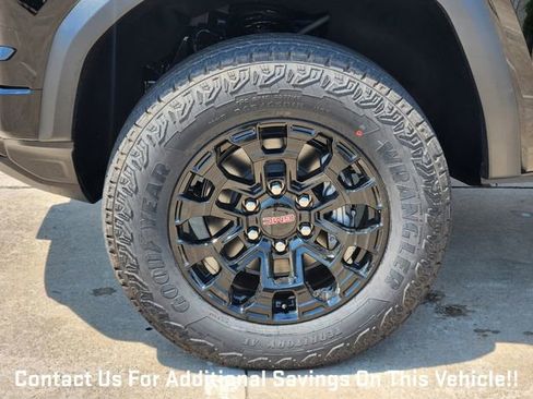 New 2026 GMC Canyon Elevation w/ Convenience Package RWD image 7