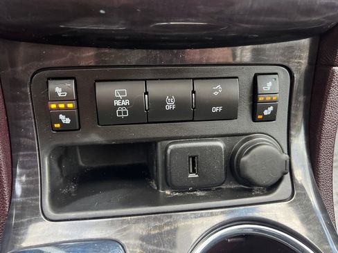 Used 2016 Buick Enclave Leather FWD image 24