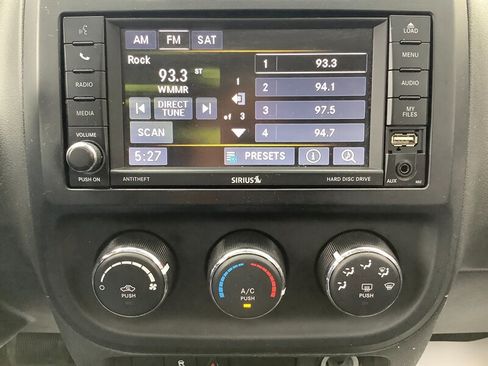 Used 2017 Jeep Compass 75th Anniversary w/ Power Value Group AWD/4WD image 19