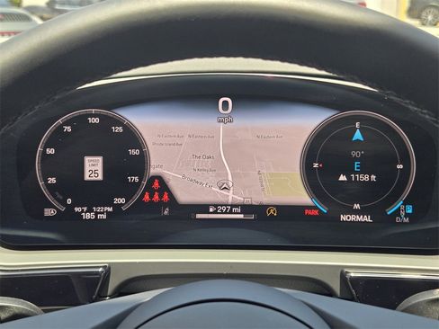 Used 2025 Porsche Cayenne S image 19