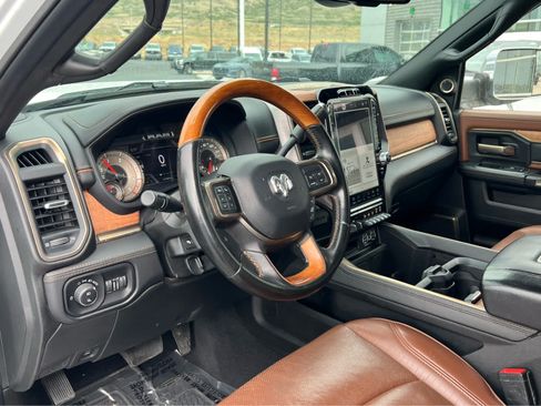 Used 2022 RAM 2500 Limited AWD/4WD image 28