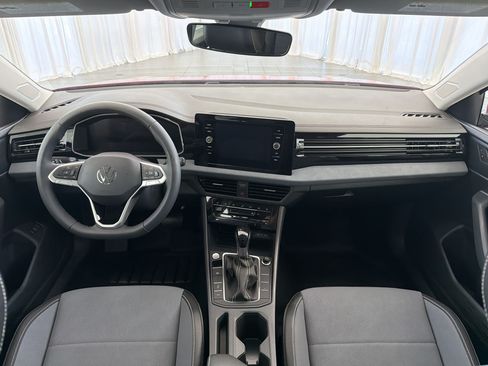 New 2026 Volkswagen Jetta SE FWD image 15