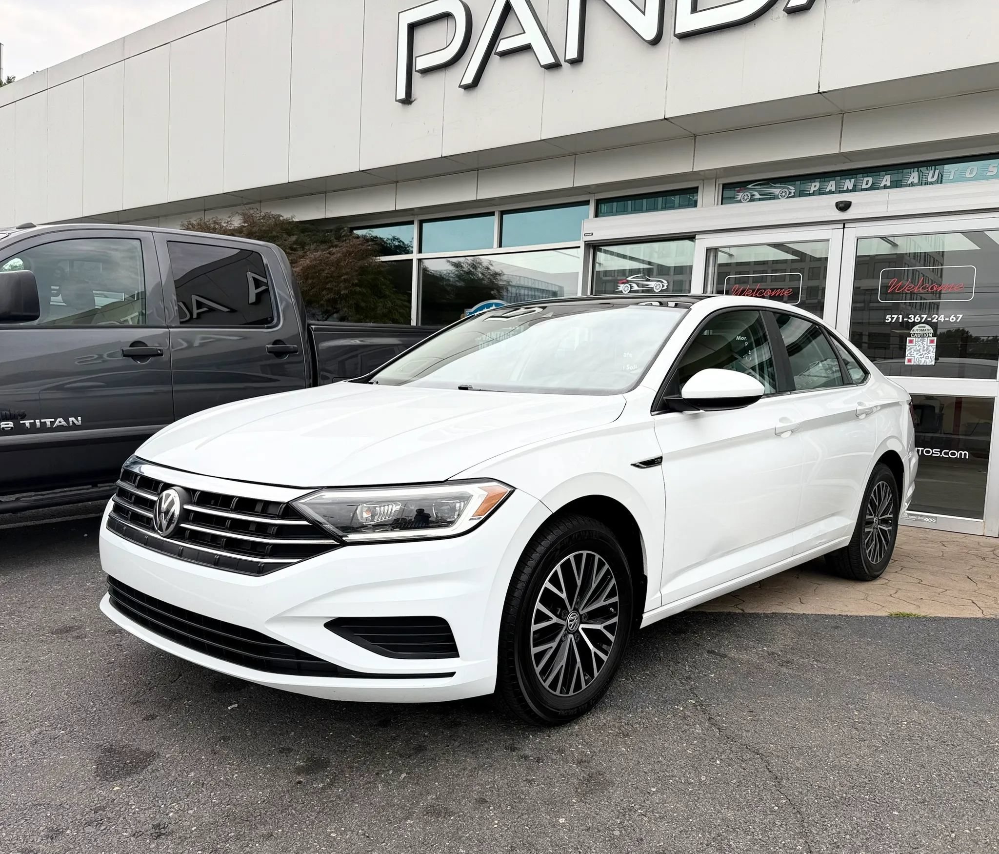 Used 2019 Volkswagen Jetta SEL FWD image 3