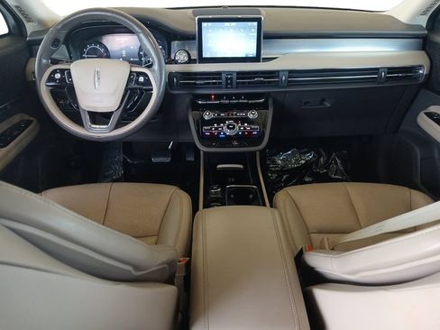 Used 2021 Lincoln Corsair FWD w/ Premium Package image 12